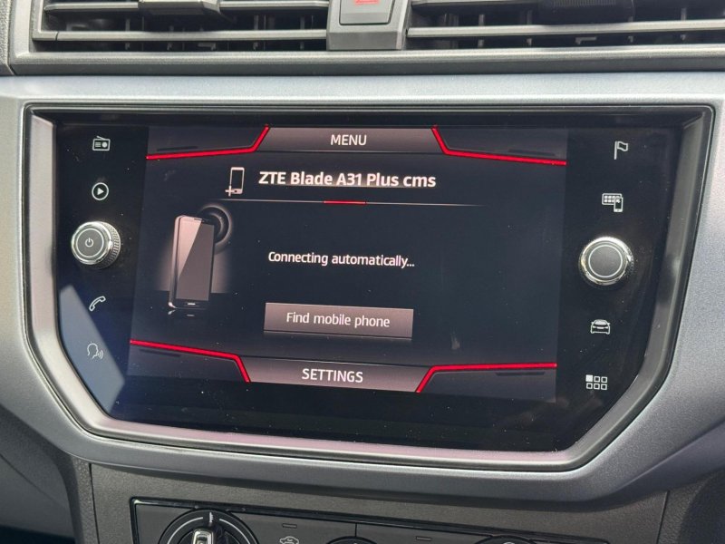SEAT ARONA