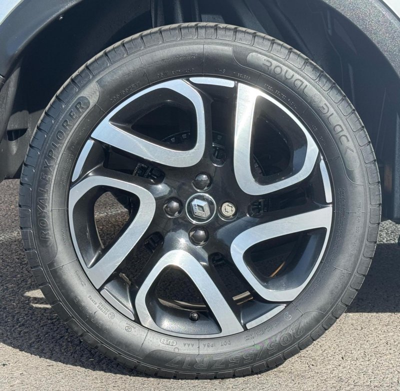 RENAULT CAPTUR