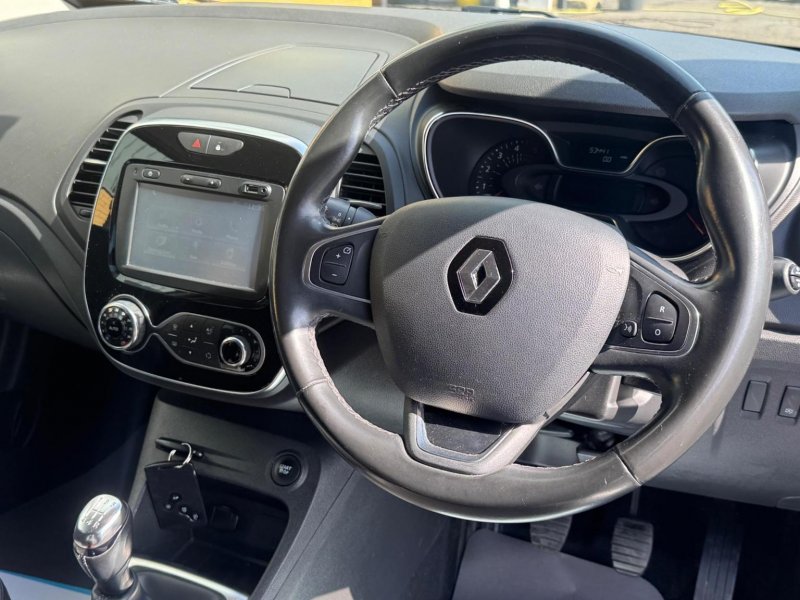 RENAULT CAPTUR