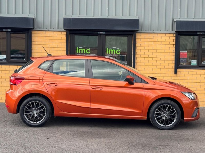 SEAT IBIZA