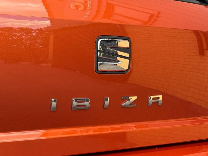 SEAT IBIZA
