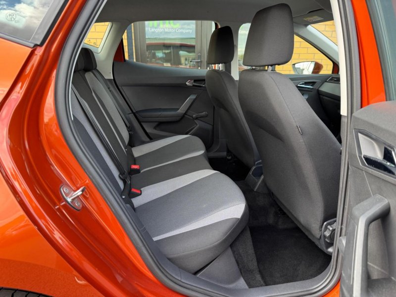 SEAT IBIZA