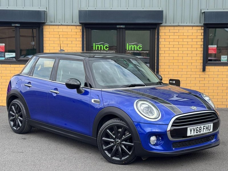 MINI HATCH