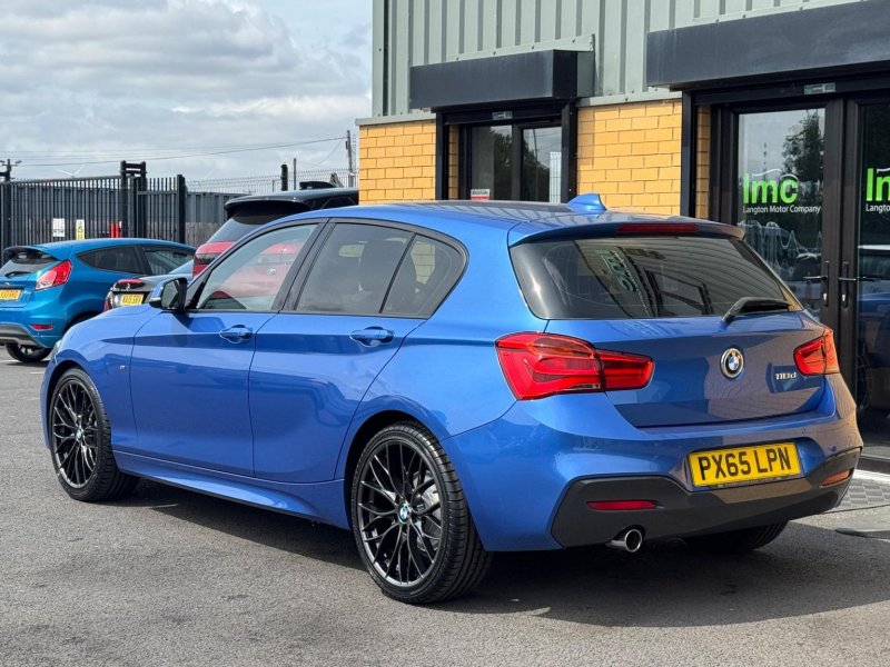 BMW 1 SERIES