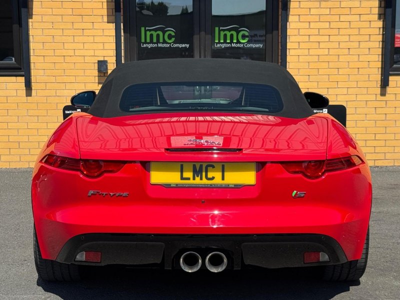 JAGUAR F-TYPE